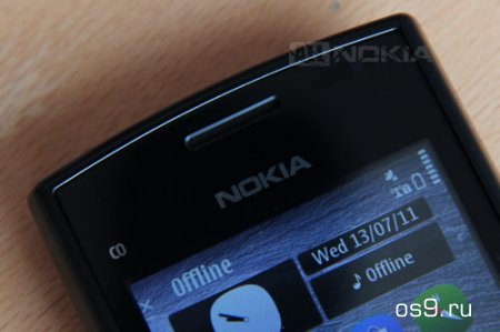 Symbian-смартфон Nokia 500 на "живых" фото