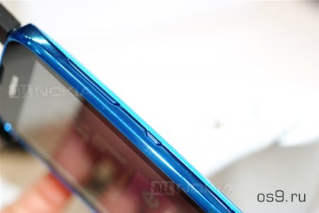 MWC 2012: "живые" фото и видео Nokia Lumia 610
