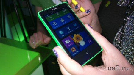Nokia X уже в продаже, Nokia XL можно предзаказать